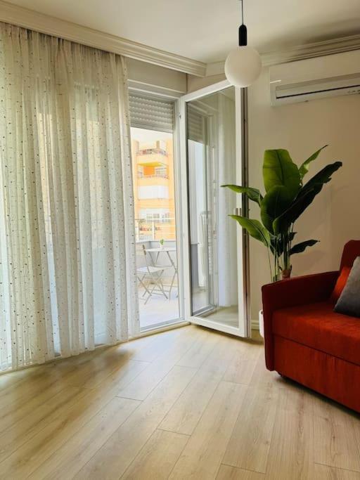 Orange Apartament Durrës